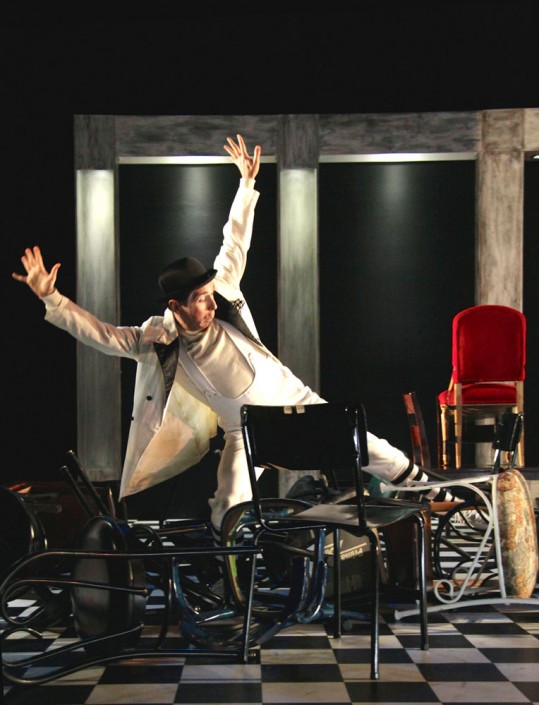 PPS Danse - Les Chaises - © Eduardo Ruiz Vergara